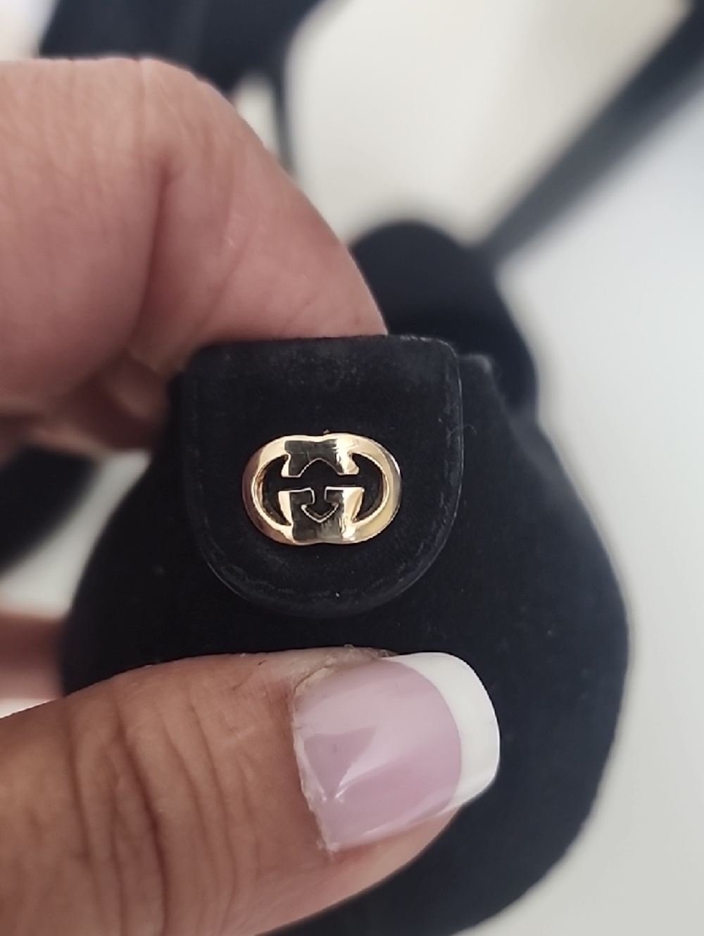 Gucci Black Suede Pumps Logo Insole- AUTHENTIC IN GREAT CONDITION - Picture 2 of 7